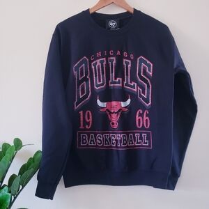NBA/47 NWT Men's Gleam Fleece Crew Neck Sweater - Chicago Bulls - S & L